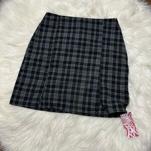 Plaid pencil shirt size women’s small NEW WITH TAGS